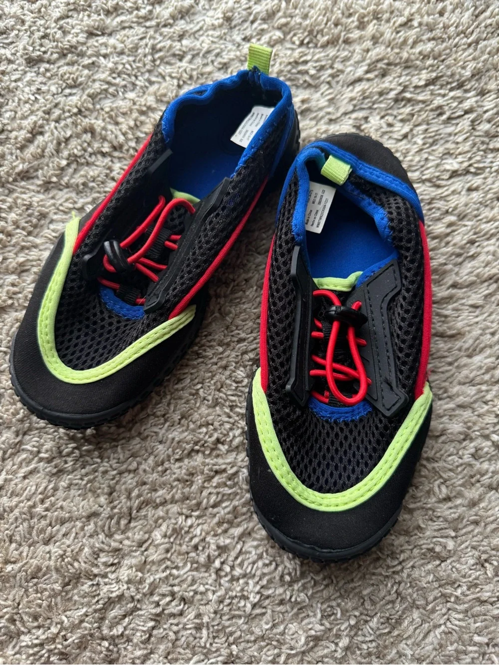 Wonder Nation Kids Water Shoes Size 9-10 Black Blue Red Neon Green